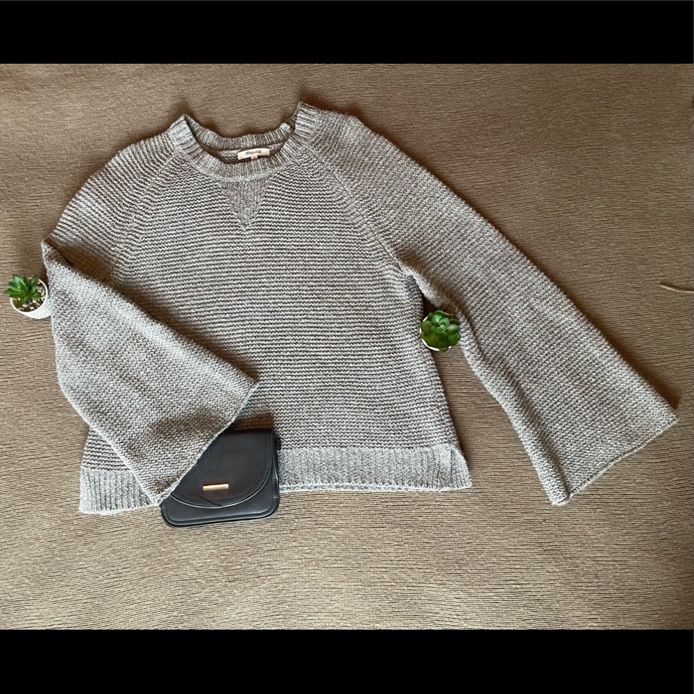 Madewell Bell Sleeve Ribbed Sweater in Soft Gray
